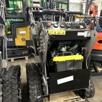 23HP 2100lb Mini Stand On 3 Pump Skid Loader MINI Crawler Briggs & Straton Gas Engine - CFG-CBT23